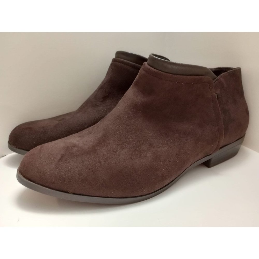COMFORTVIEW Dark Chocolate Brown Vegan Leather Ankle Boots Size 9.5 W